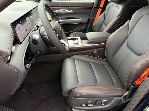 New 2026 Genesis GV70 3.5T Sport Advanced AWD/4WD image 9
