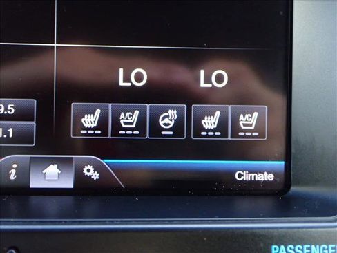 Used 2013 Ford Explorer Limited image 17