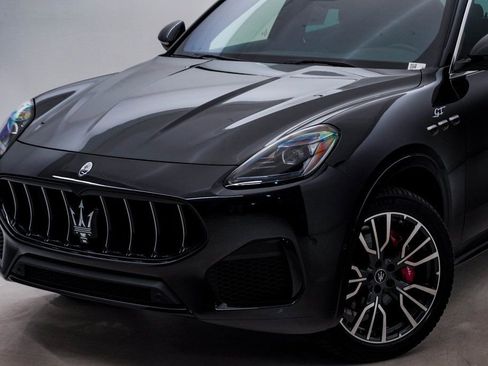 Certified 2024 Maserati Grecale GT image 4