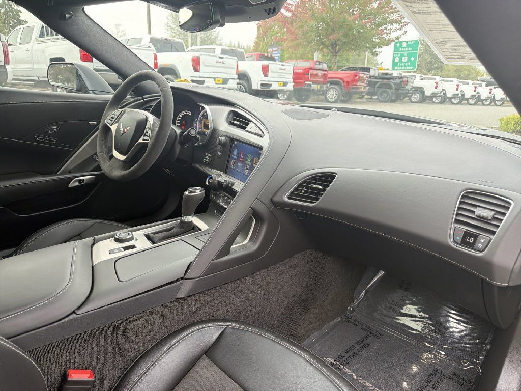Certified 2015 Chevrolet Corvette Stingray Coupe RWD image 26
