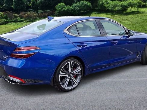 Certified 2025 Genesis G70 2.5T w/ Sport Prestige Package image 8