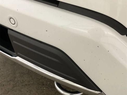 Used 2022 Ford F150 Platinum w/ FX4 Off-Road Package image 32