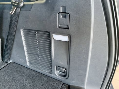 Used 2024 Ford Expedition Limited image 25