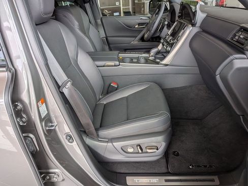 New 2025 Lexus LX 700h Luxury w/ Appearance Package AWD/4WD image 37