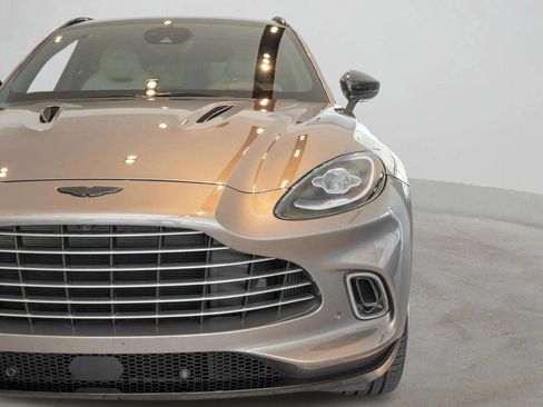Used 2023 Aston Martin DBX AWD/4WD image 63