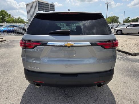 Used 2023 Chevrolet Traverse LS FWD image 13