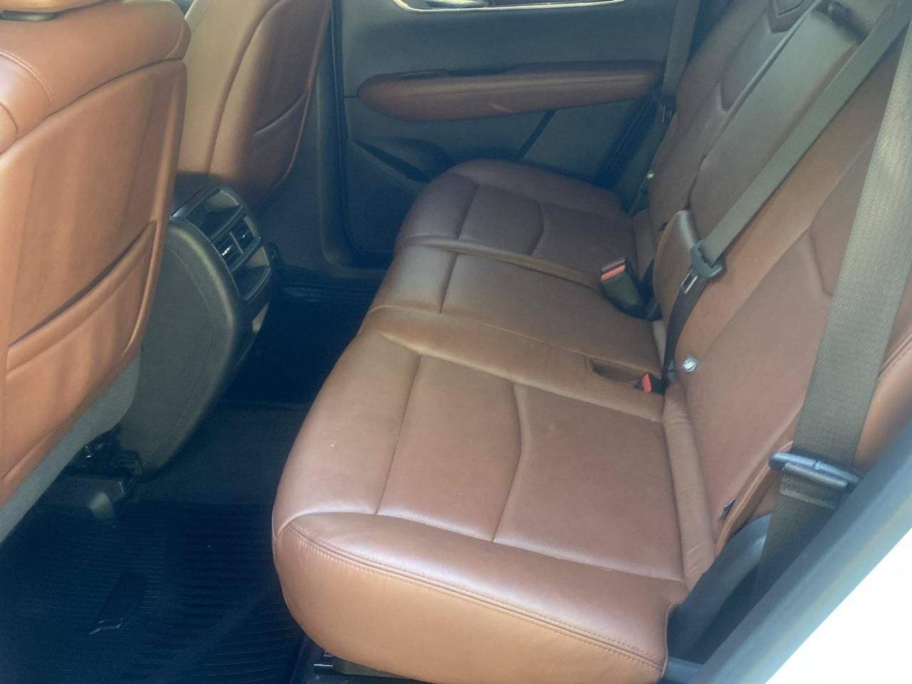 Used 2020 Cadillac XT5 Premium Luxury FWD image 9