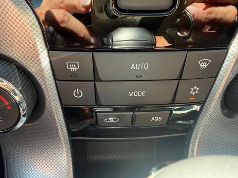 Used 2012 Chevrolet Cruze LTZ FWD image 22