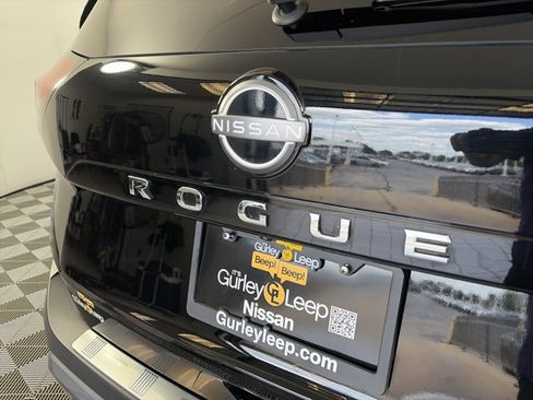 Certified 2023 Nissan Rogue SL AWD/4WD image 16