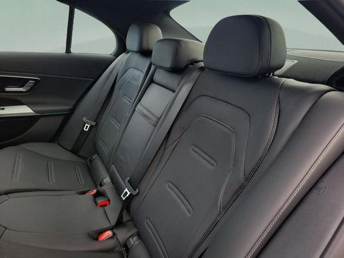 New 2026 Mercedes-Benz E 53 AMG e 4MATIC Sedan image 7