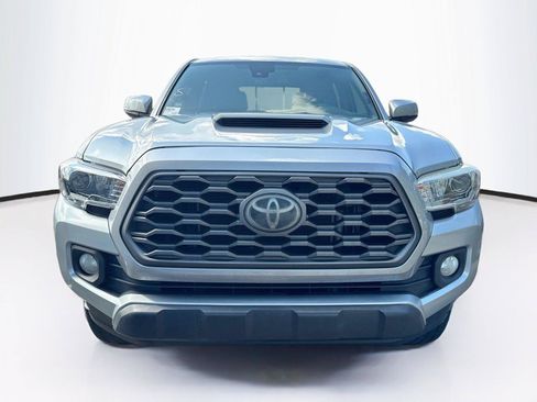 Used 2021 Toyota Tacoma TRD Sport w/ Technology Package RWD image 8