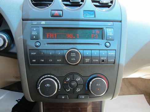 Used 2011 Nissan Altima 2.5 S w/ Convenience Pkg image 13