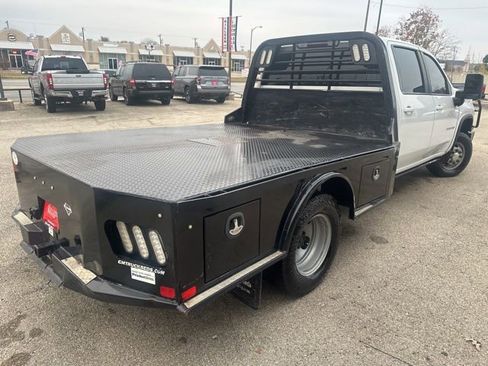 Used 2021 Chevrolet Silverado 3500 LT w/ Remote Start Package image 11