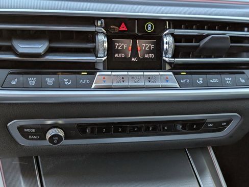 Used 2022 BMW X5 xDrive40i w/ Premium Package image 25