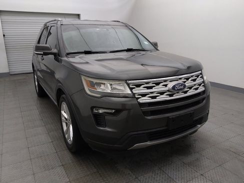 Used 2019 Ford Explorer XLT w/ Equipment Group 202A FWD image 14