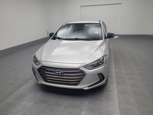 Used 2017 Hyundai Elantra Limited image 15