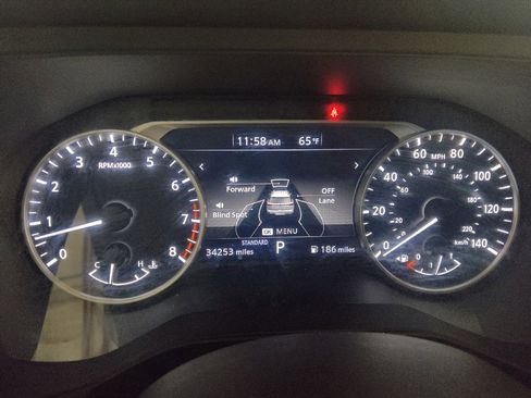 Used 2023 Nissan Pathfinder S FWD image 23