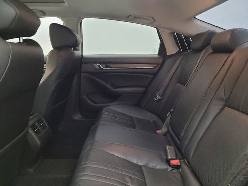 Used 2018 Honda Accord EX-L image 18