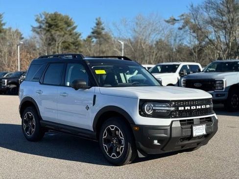New 2025 Ford Bronco Sport Outer Banks w/ Outer Banks Tech Package+ image 1