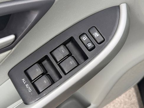 Used 2010 Toyota Prius Two image 19