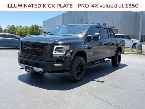 Certified 2024 Nissan Titan PRO-4X AWD/4WD image 7