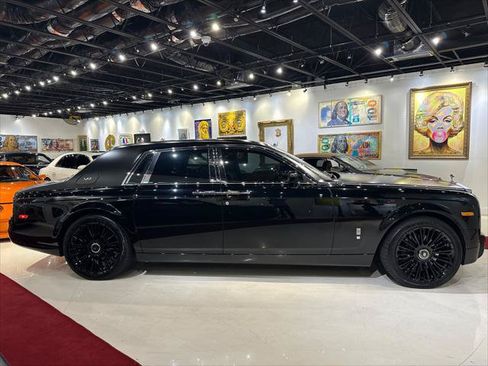 Used 2006 Rolls-Royce Phantom Sedan RWD image 10