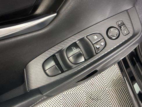Used 2024 Nissan Sentra SV FWD image 14