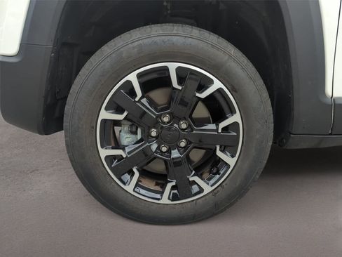 Used 2023 Jeep Renegade Trailhawk w/ Sun/Sound Group AWD/4WD image 11
