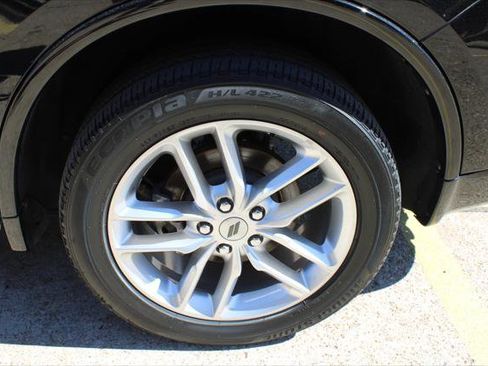 Certified 2024 Dodge Durango GT image 12