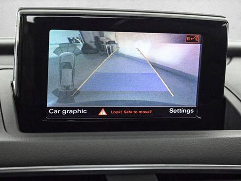 Used 2018 Audi Q3 2.0T Premium image 14