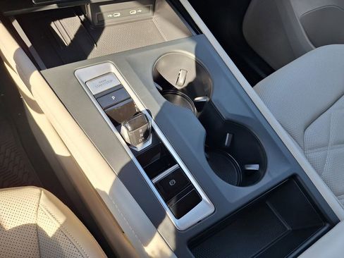 New 2026 Volkswagen Atlas SE image 13