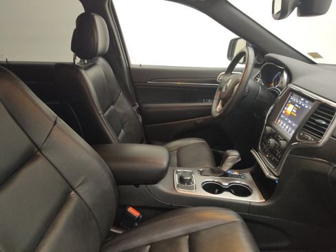 Used 2018 Jeep Grand Cherokee Limited AWD/4WD image 21