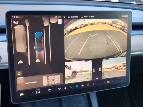 Used 2023 Tesla Model Y Long Range image 19