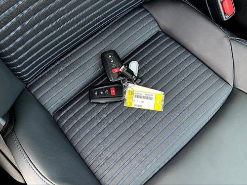 Used 2024 Toyota RAV4 XSE image 31