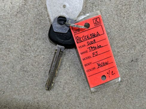 Used 2008 Toyota FJ Cruiser 4WD image 30