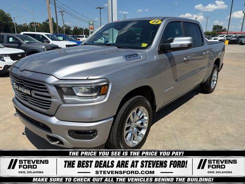 Used 2023 RAM 1500 Laramie AWD/4WD image 8