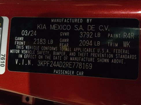 Used 2024 Kia Forte LXS FWD image 33