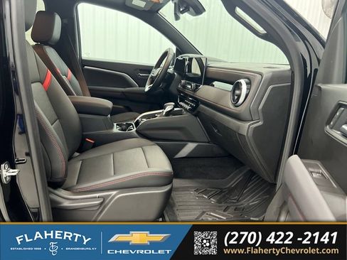Used 2026 Chevrolet Colorado Z71 w/ Technology Package AWD/4WD image 15