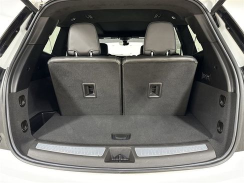 Used 2023 Cadillac XT6 Sport w/ Platinum Package image 25