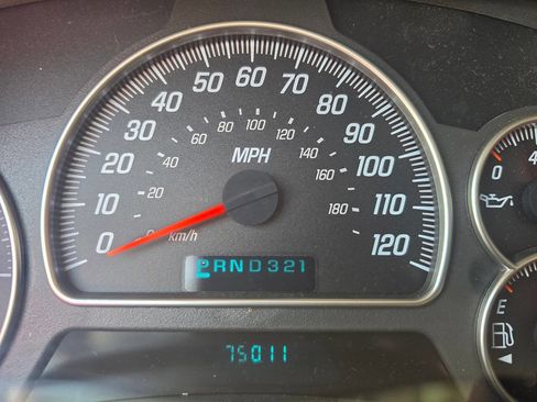 Used 2005 GMC Envoy SLE w/ Sle Preferred Equipment Group RWD image 45