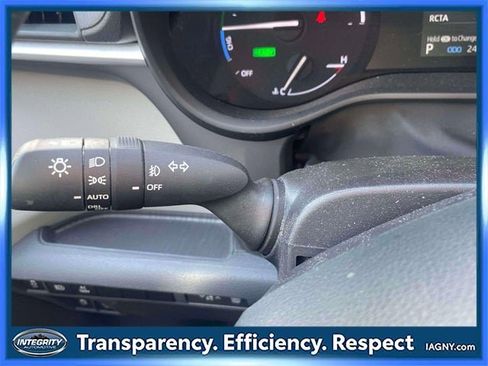 Used 2024 Toyota Sienna XLE image 26