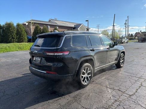 Used 2023 Jeep Grand Cherokee L Limited image 7