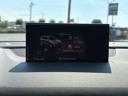 Used 2018 Audi Q7 3.0T Prestige AWD/4WD image 34