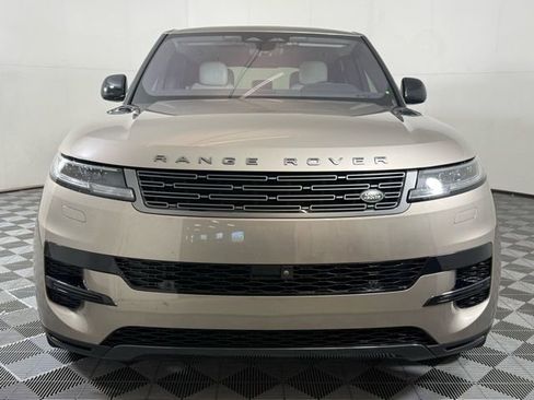 Used 2023 Land Rover Range Rover Sport SE image 11