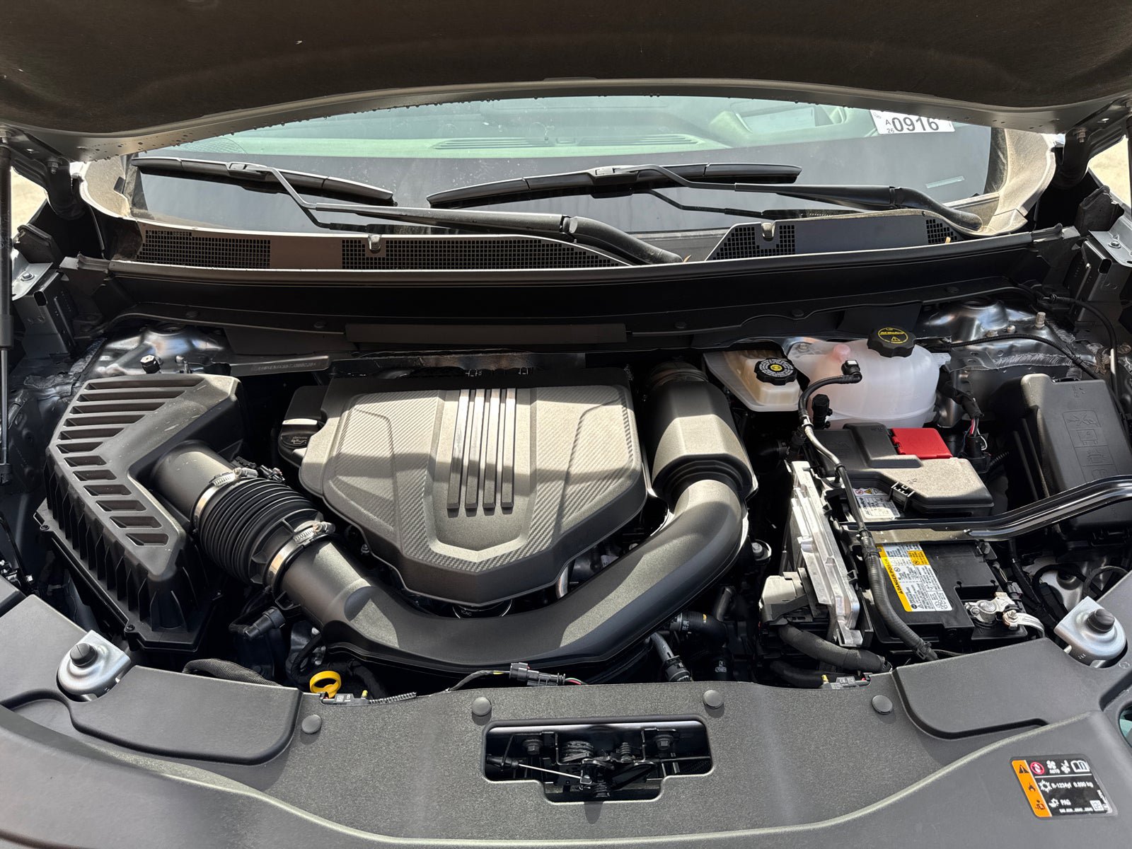 Used 2026 GMC Acadia Denali Ultimate w/ LPO, Floor Liner Package AWD/4WD image 8
