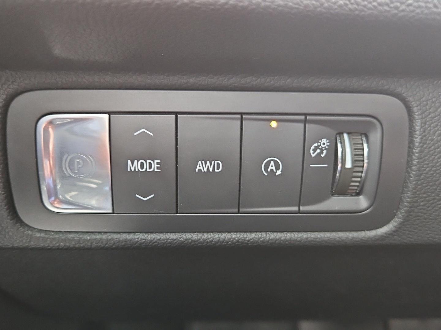 Certified 2025 Chevrolet Traverse High Country AWD/4WD image 22