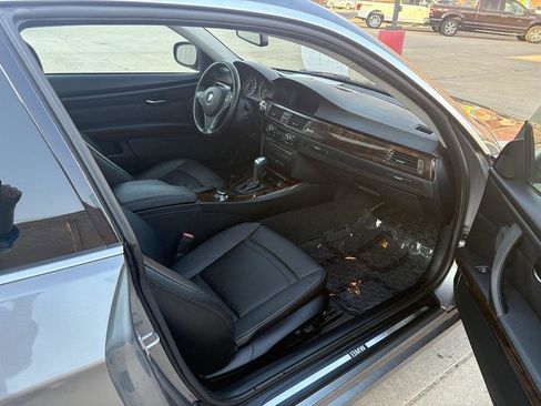 Used 2013 BMW 335i xDrive Coupe AWD/4WD image 13