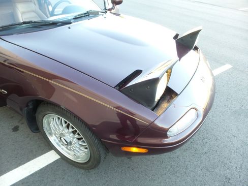 Used 1995 MAZDA MX-5 Miata image 74