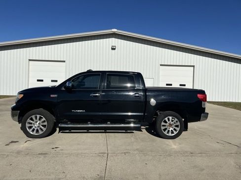 Used 2013 Toyota Tundra Platinum image 8