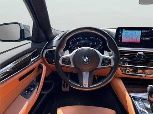 Used 2022 BMW 540i w/ M Sport Package image 13
